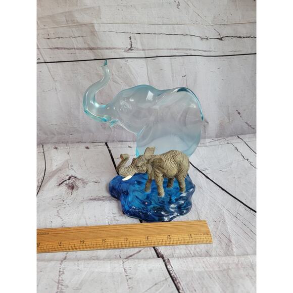 Clearly Elephant/Water Pool Reflection Westland#2638 Giftware Clear Blue Resin - Picture 5 of 11